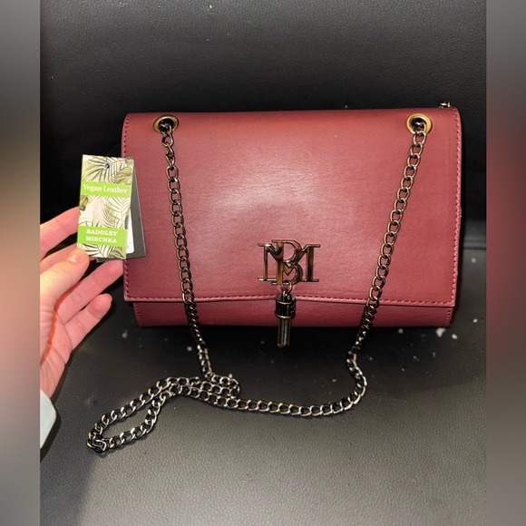 Badgley Mischka Metal Fringe Tassel Bag Purse Silver Chain Crossbody NWT - Picture 5 of 13